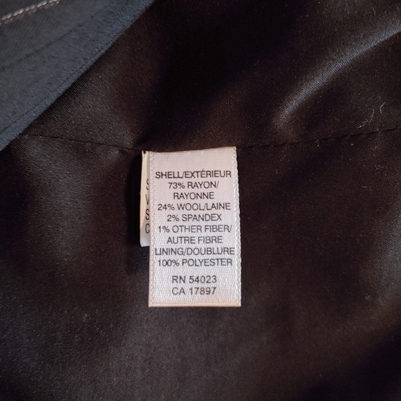 Banana Republic PinStripe Black Blazer (Size 0) - Picture 5 of 6